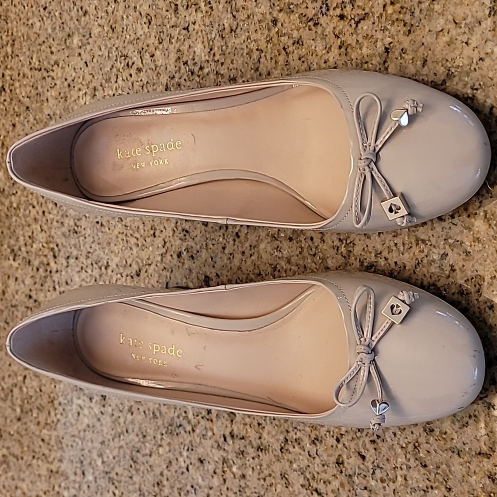 kate spade Patent Leather Ballet Flats in Light Beige